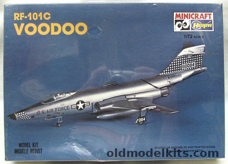 Hasegawa 1/72 McDonnell Douglas RF-101C Voodoo - USAF 45th Tactical Reconnaissance Sq Misawa Air Base Japan (Pre-Vietnam War), 1037 plastic model kit